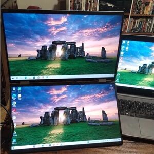 Dual screen portable monitors